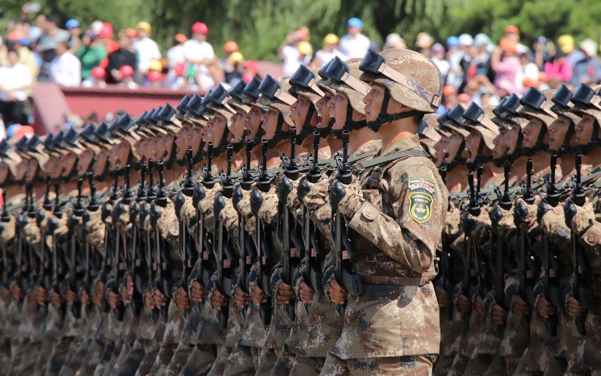 爱游戏中国-_雄鹿字母哥狮心怒吼，引领胜利_，雄鹿字母哥夺冠视频